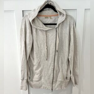 Zella ✨ size medium zip up hoodie jacket